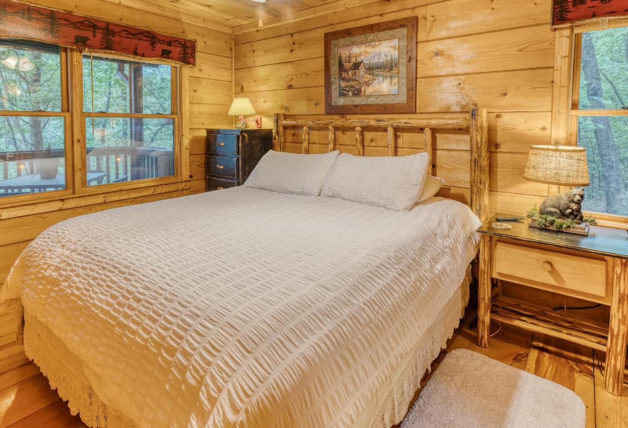 Secluded Sunrise Ridge: Mountain View Retreat with Hot Tub Villa Blue Ridge Exterior photo